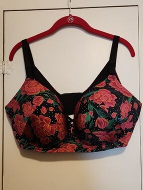 🔥Torrid Dream Wire Free Boost  Black Bra with Pink Floral Print